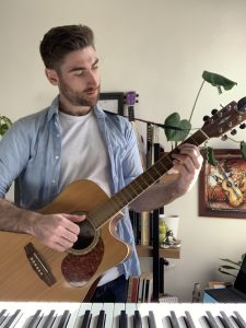 Guitar Teacher - Tom Kelly
